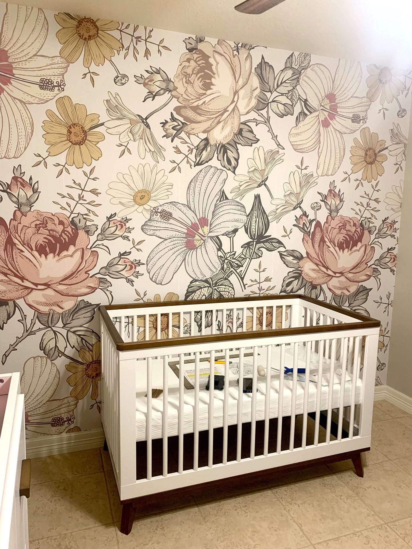 Removable Wallpaper Camila Vintage Flowers 0130L